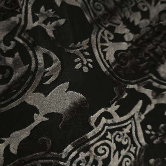 Karen Kane Black and Gray Fitted Long Sleeve velvet Blouse - Picture 4 of 4